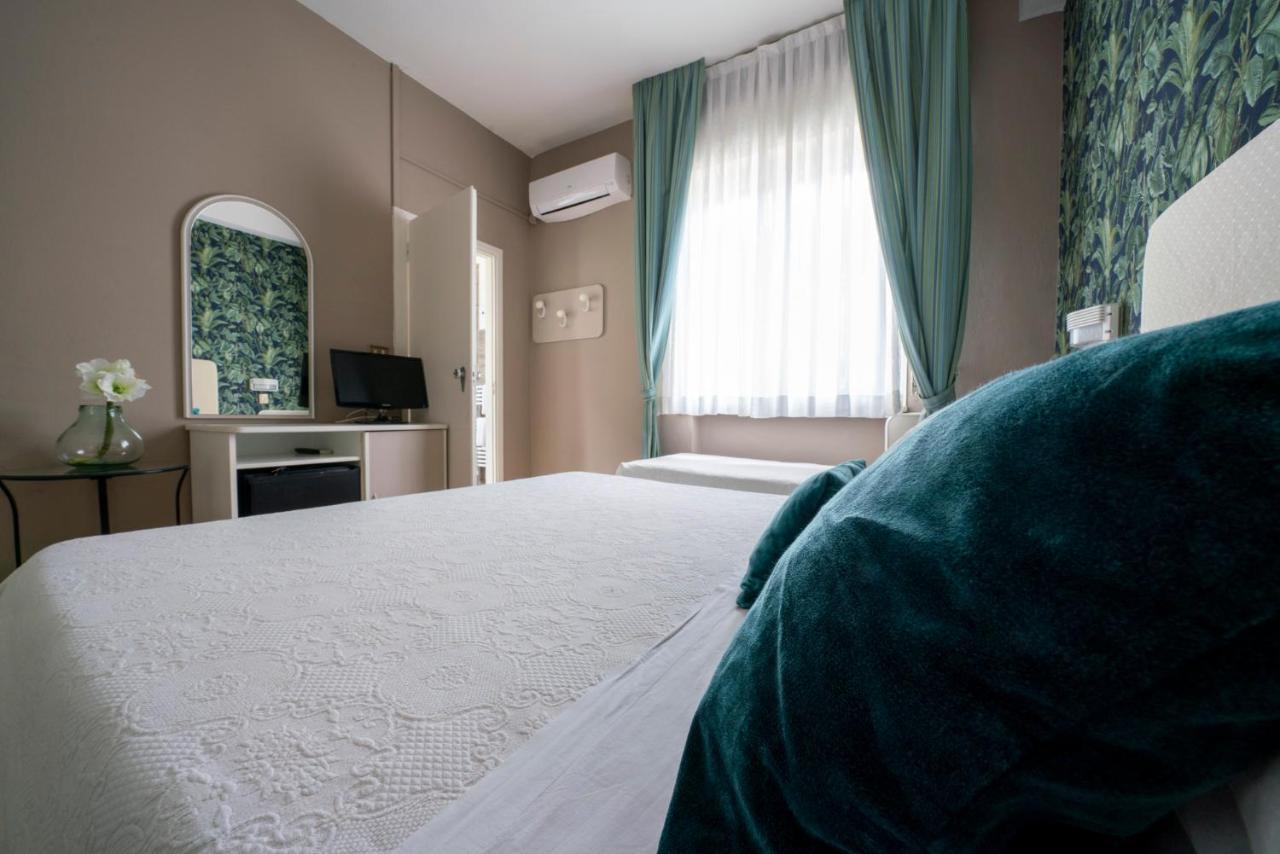 Hôtel Alta Marea à Milano Marittima Extérieur photo