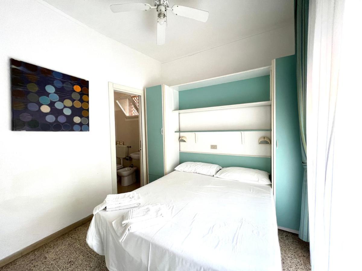 Hôtel Alta Marea à Milano Marittima Extérieur photo